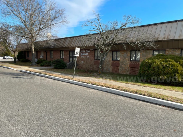 Nearby Listing Image