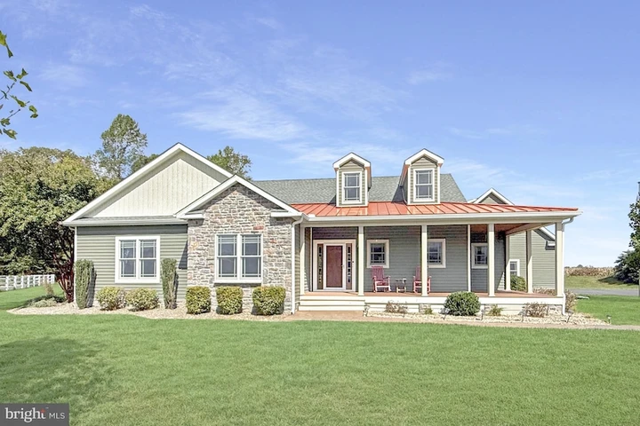 Nearby Listing Image