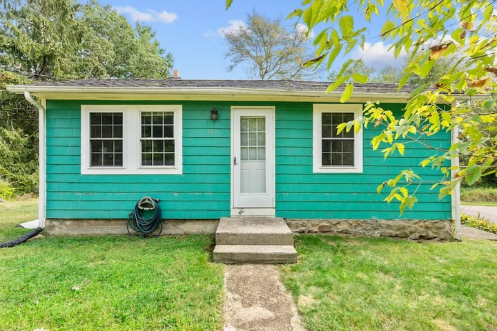 Nearby Listing Image