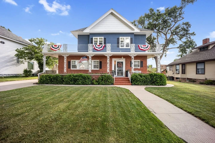 Nearby Listing Image