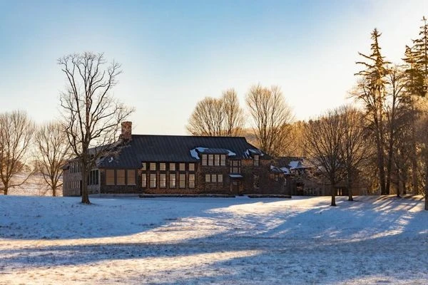 Nearby Listing Image