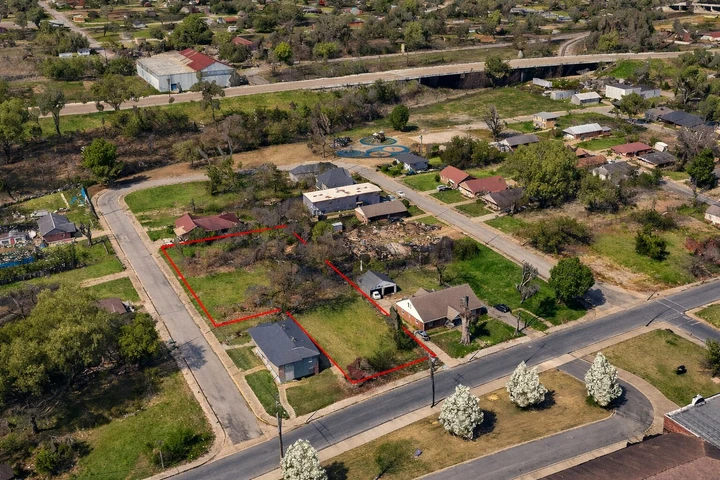 Nearby Listing Image