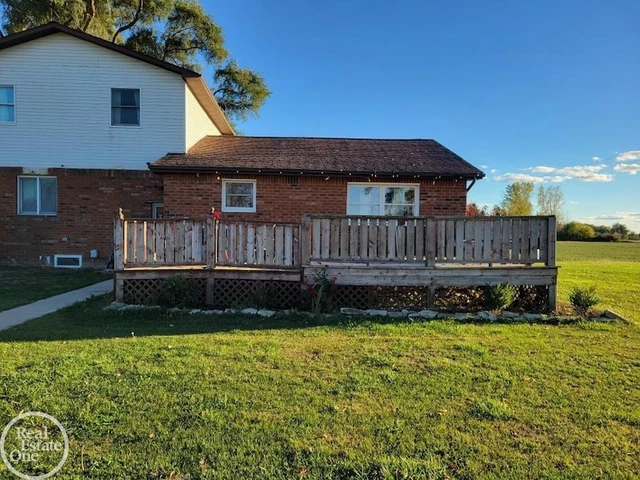 Nearby Listing Image