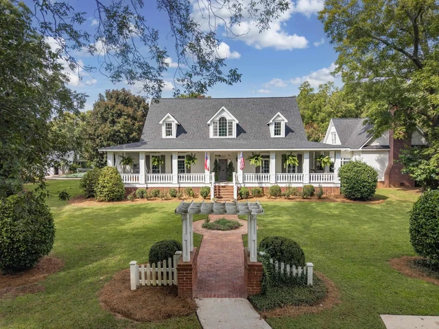 Nearby Listing Image