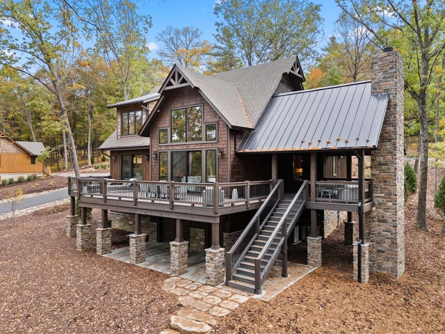 Nearby Listing Image