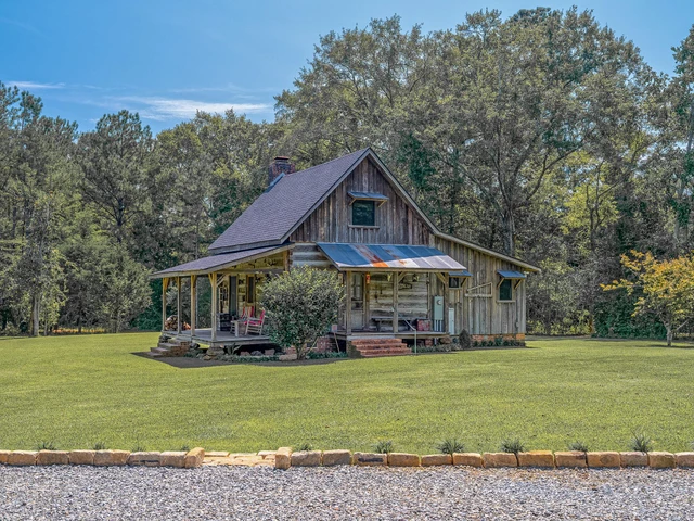 Nearby Listing Image