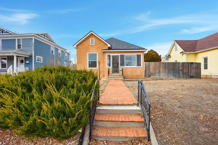 Nearby Listing Image