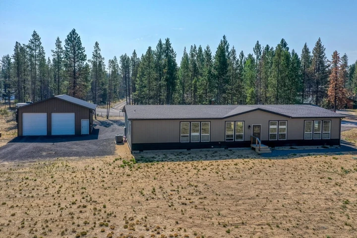 Nearby Listing Image