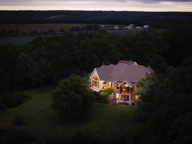 Nearby Listing Image