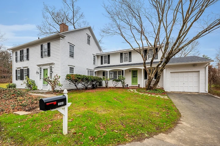 Nearby Listing Image