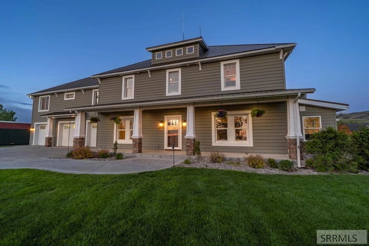 Nearby Listing Image