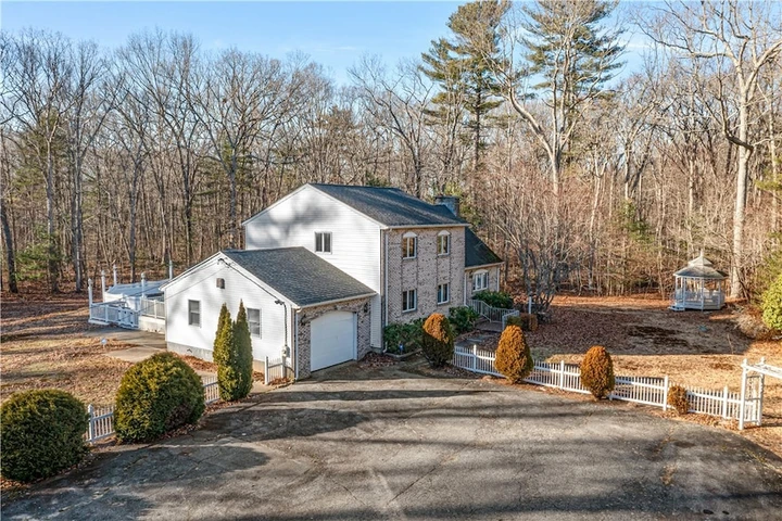 Nearby Listing Image