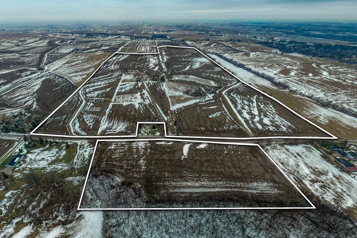 Nearby Listing Image