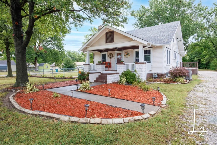 Nearby Listing Image