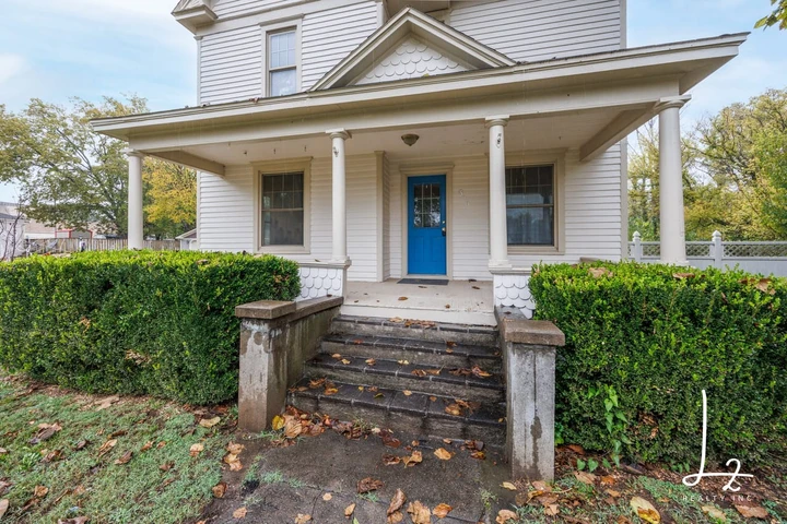 Nearby Listing Image