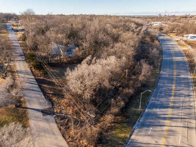 Nearby Listing Image