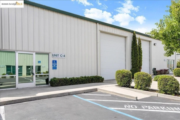 Nearby Listing Image