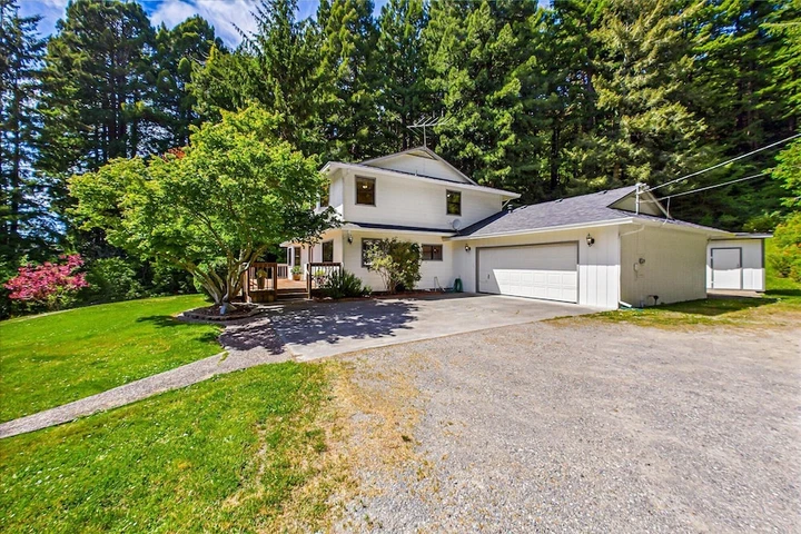 Nearby Listing Image