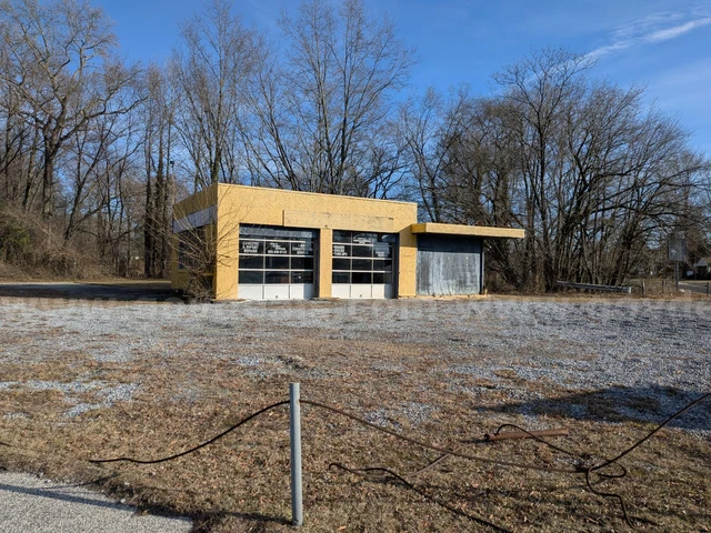 Nearby Listing Image