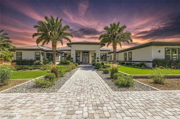 Nearby Listing Image