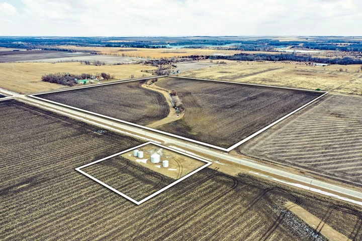 Nearby Listing Image