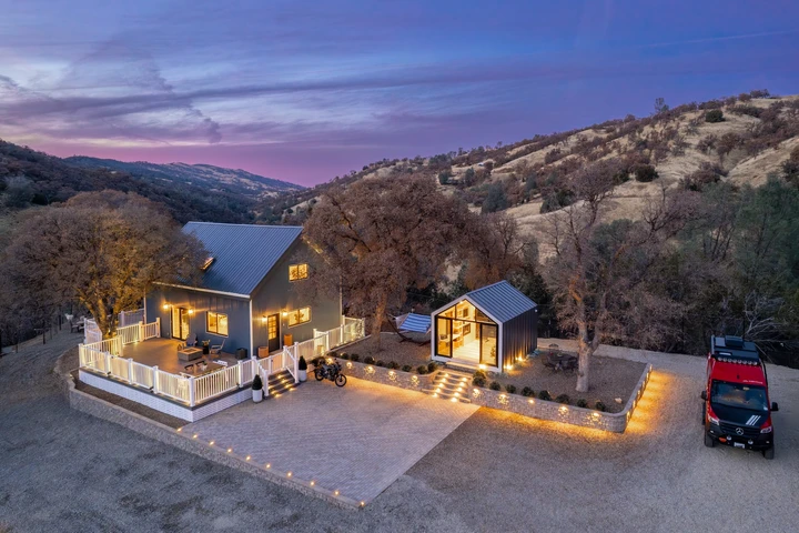 Nearby Listing Image