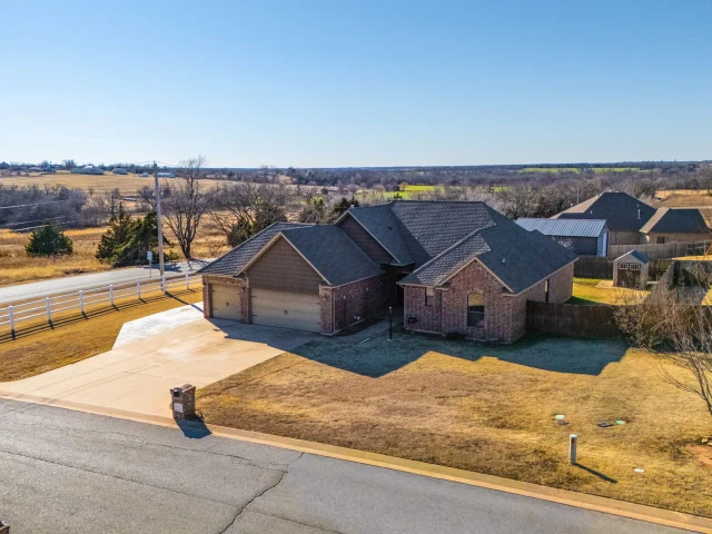 Nearby Listing Image