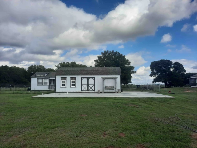 Nearby Listing Image