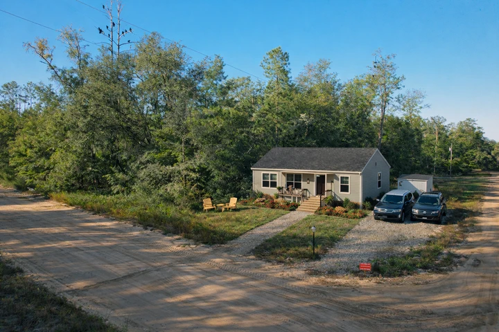 Nearby Listing Image