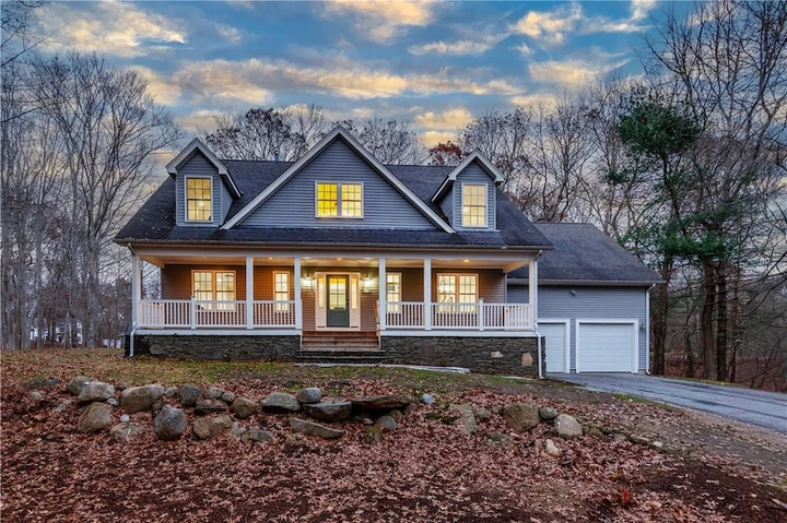 Nearby Listing Image