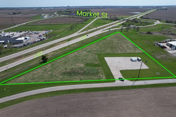 Nearby Listing Image
