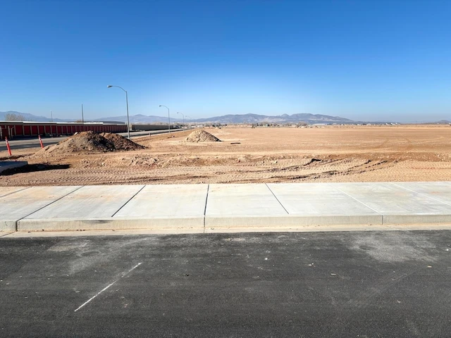 Nearby Listing Image