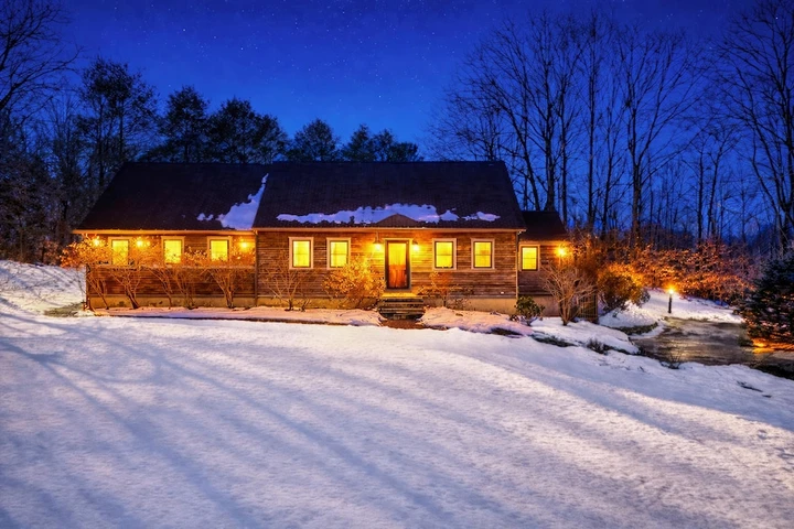 Nearby Listing Image