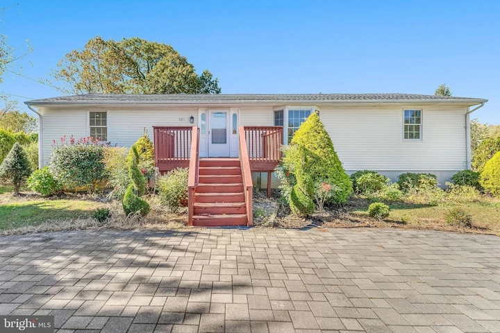 Nearby Listing Image