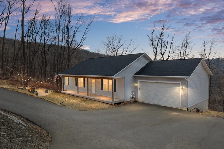 Nearby Listing Image