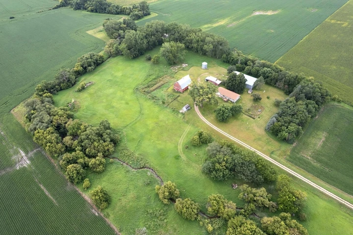 Nearby Listing Image