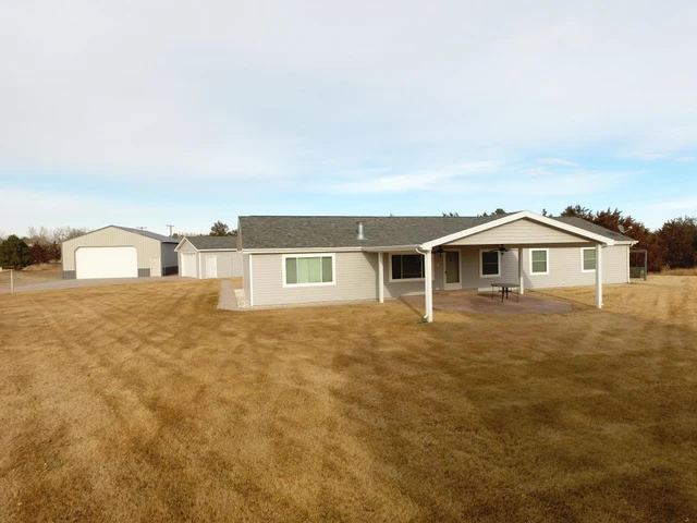 Nearby Listing Image