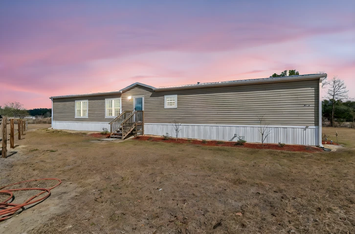 Nearby Listing Image