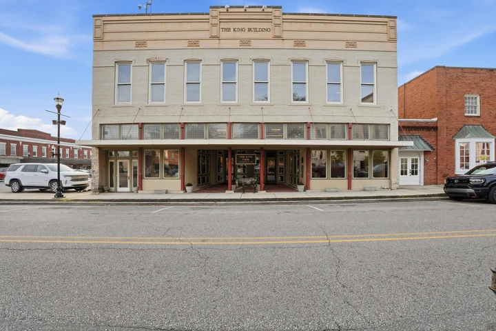 Nearby Listing Image