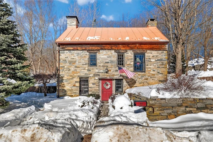 Nearby Listing Image