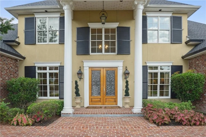 Nearby Listing Image