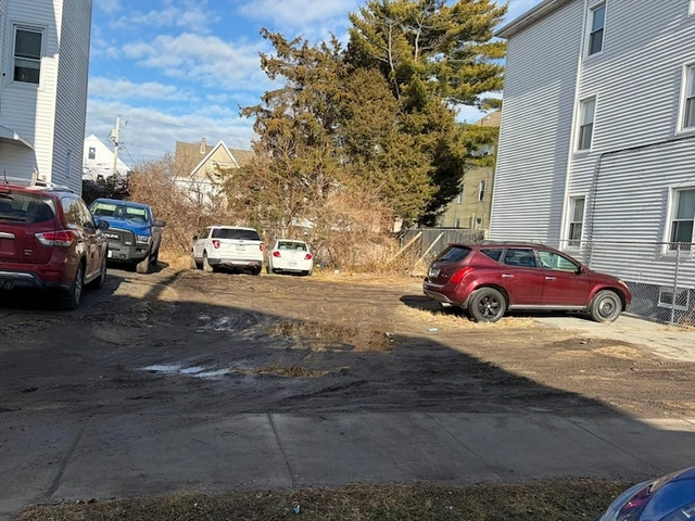 Nearby Listing Image