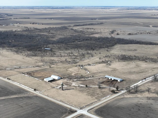 Nearby Listing Image