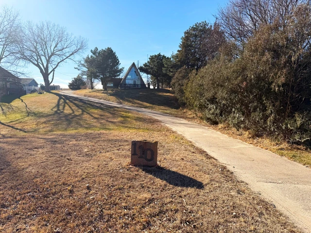 Nearby Listing Image