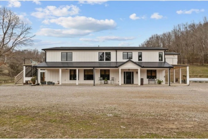 Nearby Listing Image