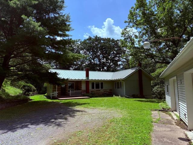 Nearby Listing Image