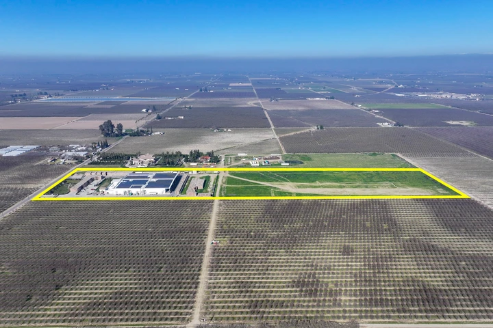 Nearby Listing Image