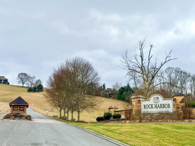 Nearby Listing Image