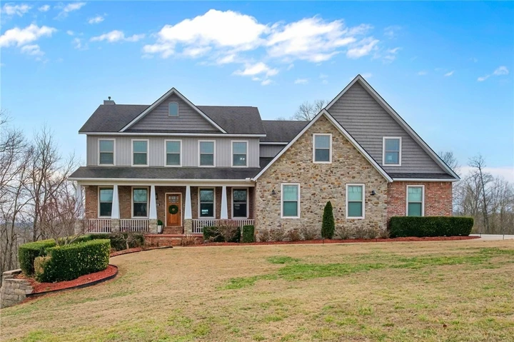 Nearby Listing Image