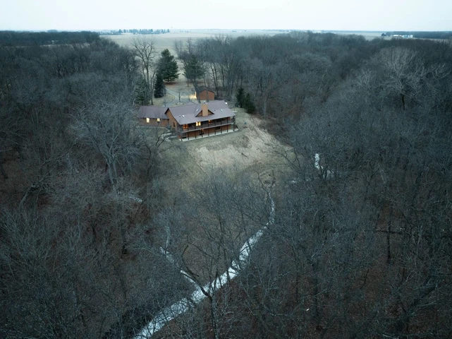 Nearby Listing Image